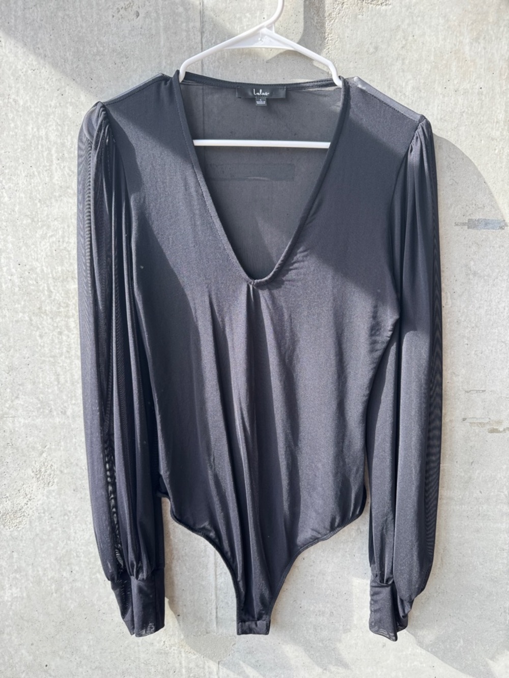 Lulu's Black V-Neck Long Sleeve Bodysuit